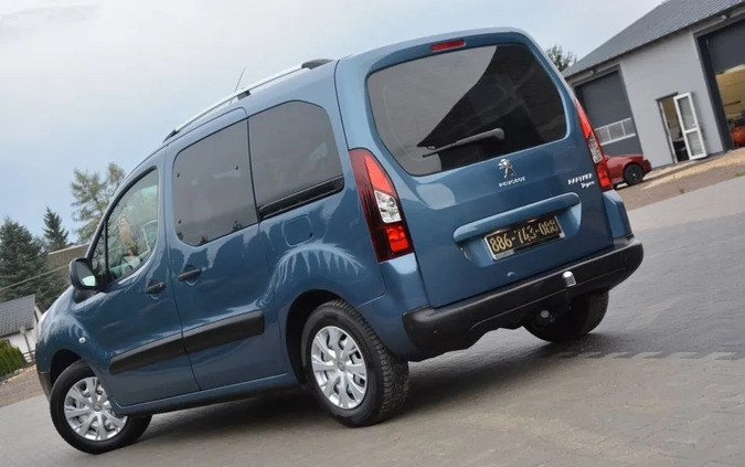 Peugeot Partner cena 29900 przebieg: 214000, rok produkcji 2012 z Toruń małe 781